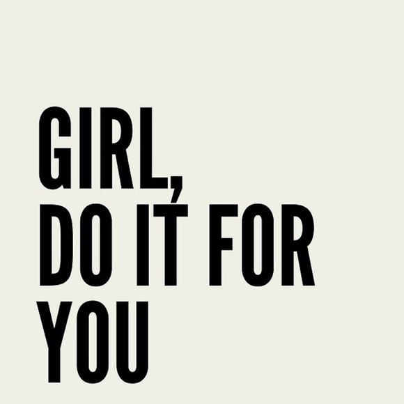 LIVE SHOW ALERT!! LETS POSH!! 💕🛍️ - Picture 7 of 16